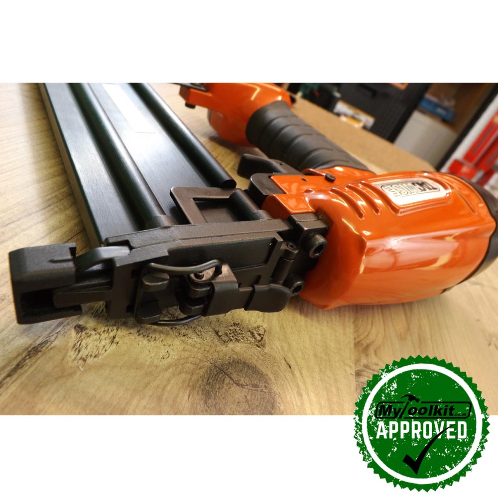 Close up view of the Tacwise 18 Gauge Air Brad Nailer Nail sizes 20-50mm