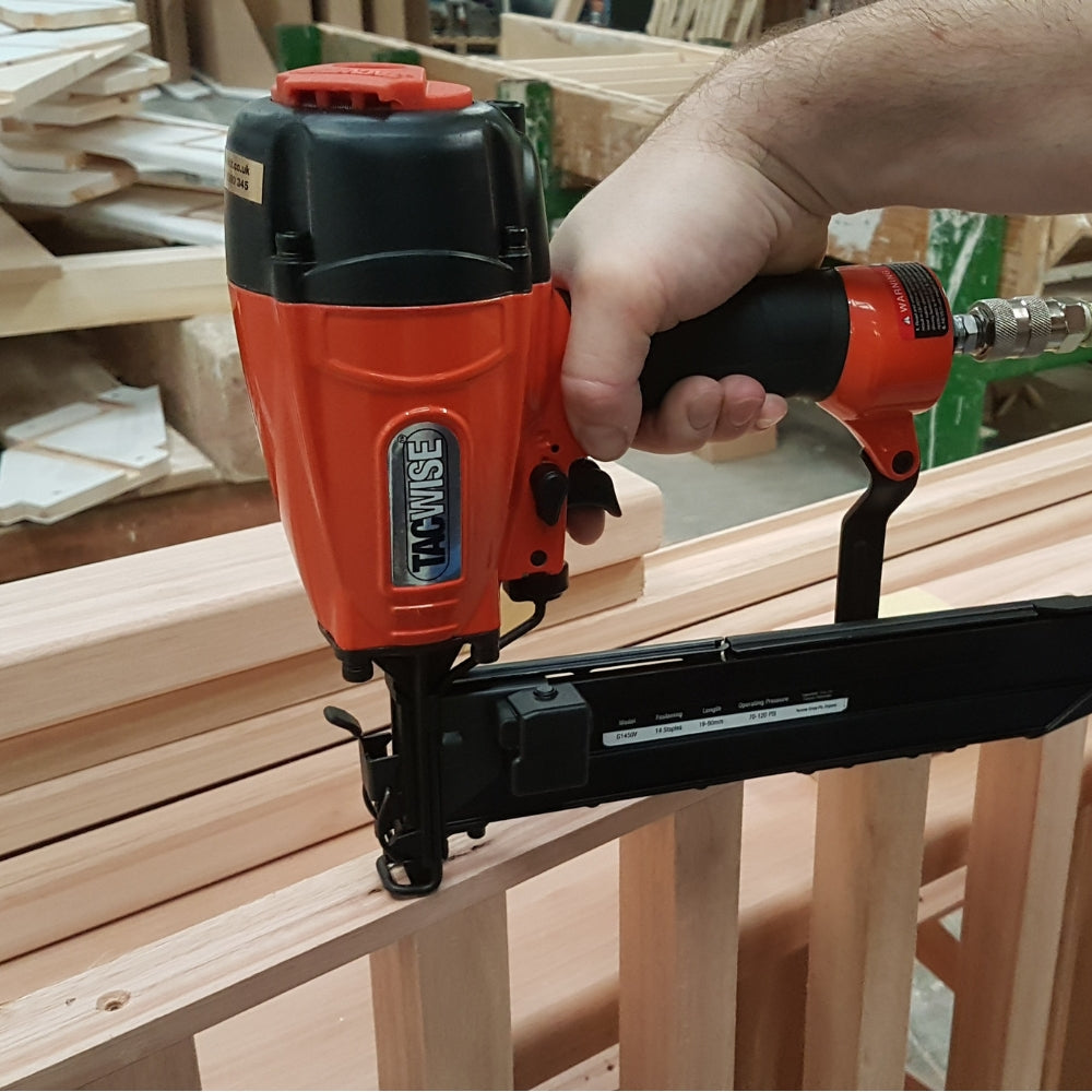 G1450V Tacwise 14 Series Stapler 19-50mm working on balustrade