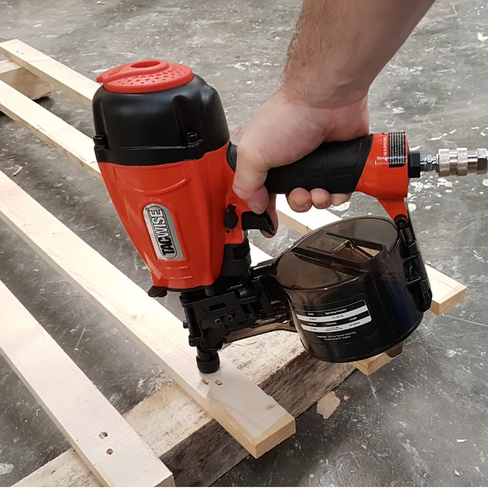 Tacwise HCN65P 2.3-2.5 Flat Coil Nailer (32-65mm) fixing pallets