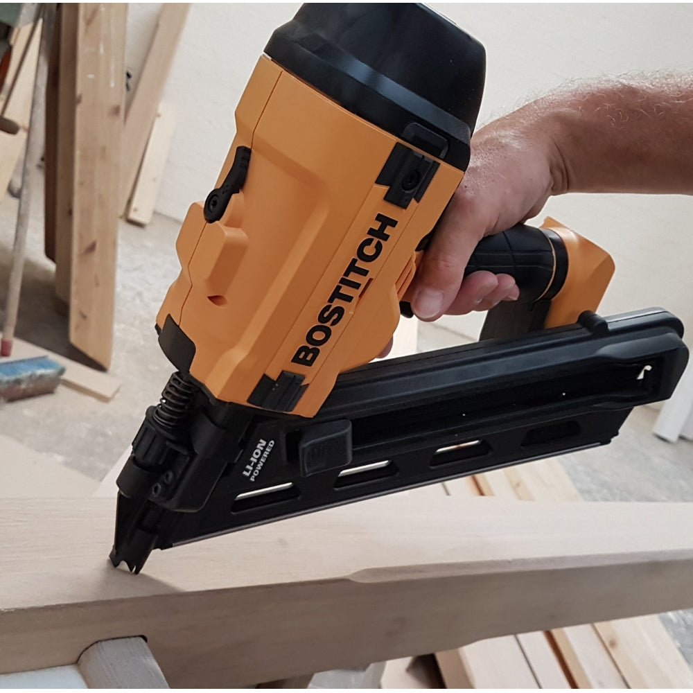 BF33-2 Bostitch Battery Powered 33 Degree Paper Collated nailer 