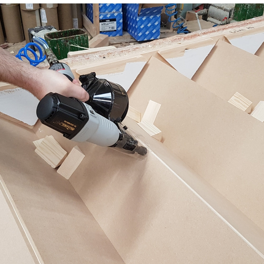 DCN50LHH2 Tacwise 2.1 Conical Mini Coil Nailer fixing stairs