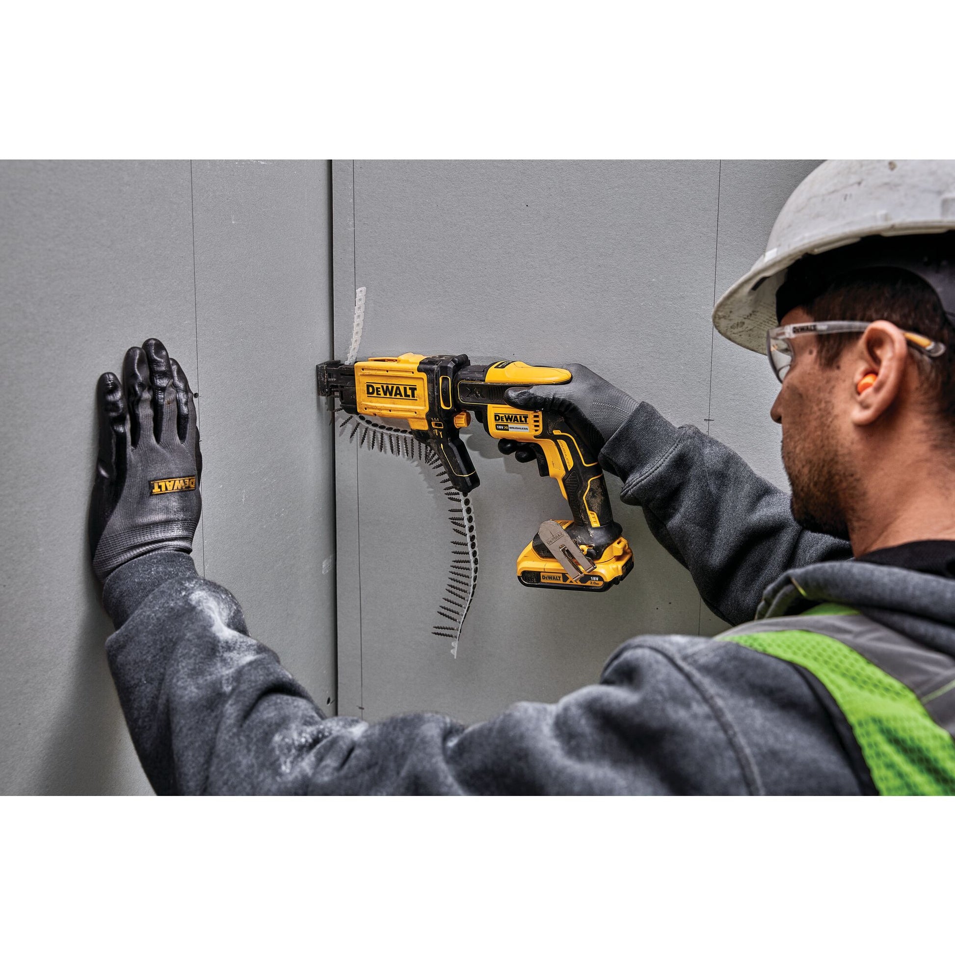 DeWALT DCF620D2K-GB 18v Drywall Collated Screwdriver for Drywall and plasterboard
