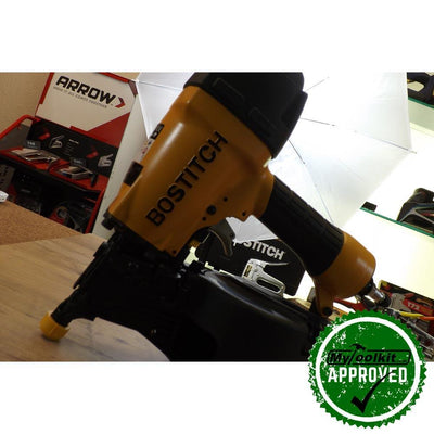 N66C-2-E Stanley Bostitch Flat Coil Nailer 32-64mm sitting on wood