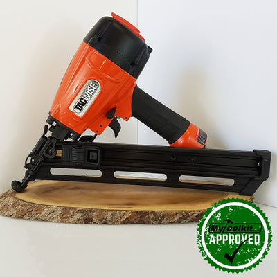 Tacwise 15 Gauge Inclined Air Brad Nailer (32-64mm) GDA64V