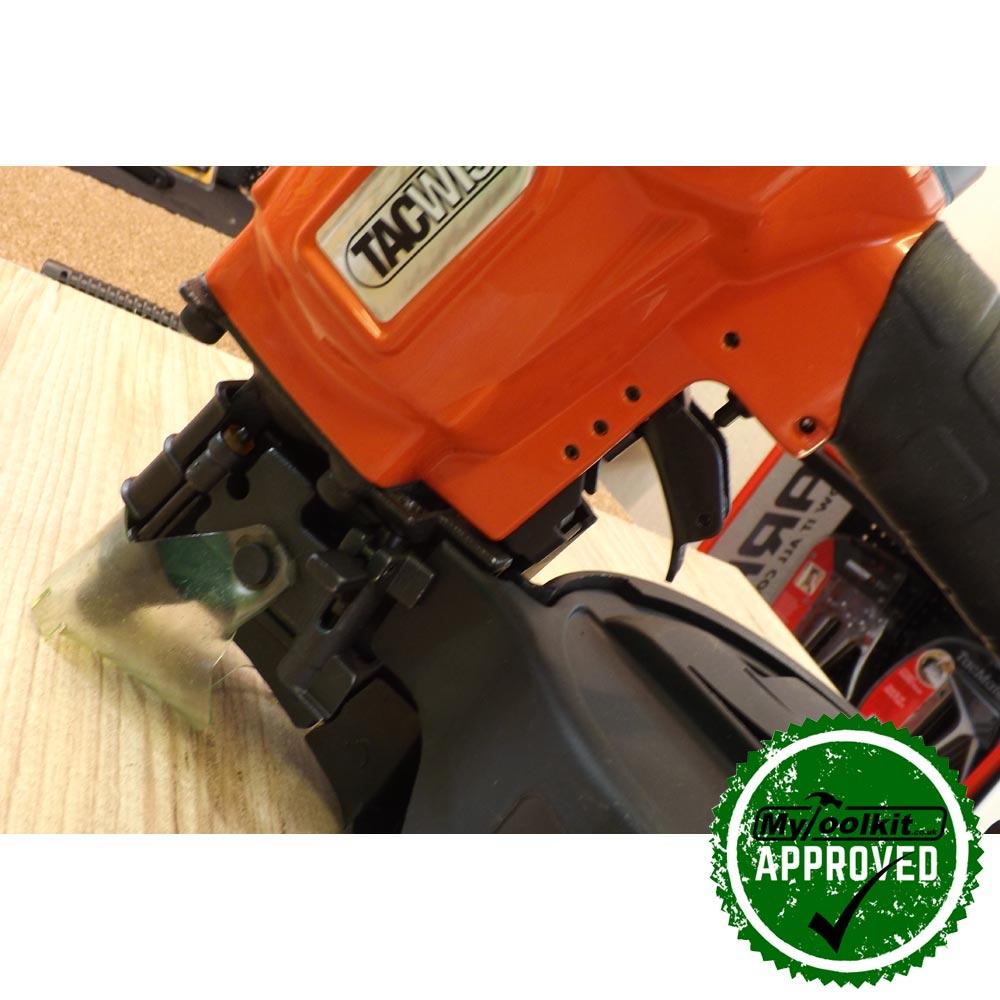 Close up of the pod on the Tacwise Flat Coil Nailer (25-57mm) GCN57P